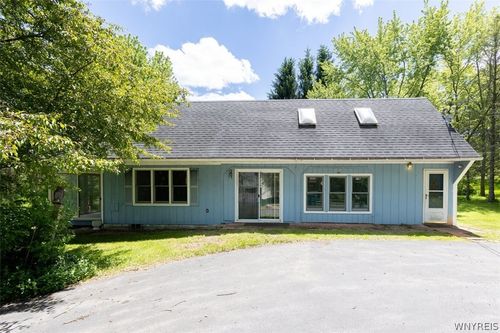 1827 Maxon Road, Bennington, NY, 14011 | Card Image