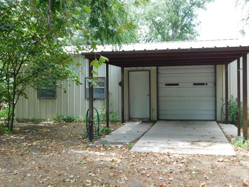 116 S Brewster St, Rising Star, TX, 76471-5266 | Card Image