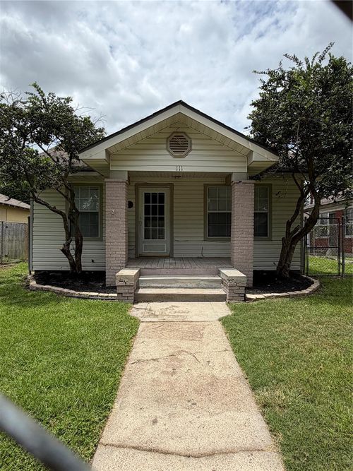 111 Inlane Street, Houston, TX, 77012 | Card Image