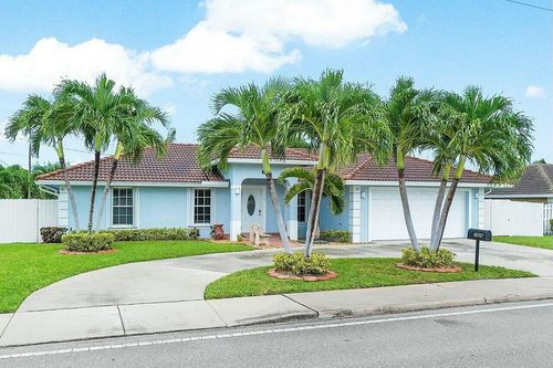 1906 N A St, Lake Worth Beach, FL, 33460-6002 | Card Image