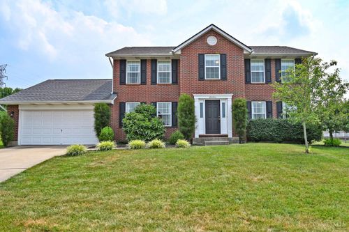 6581 Lucky Ln, Liberty Twp, OH, 45044-8759 | Card Image