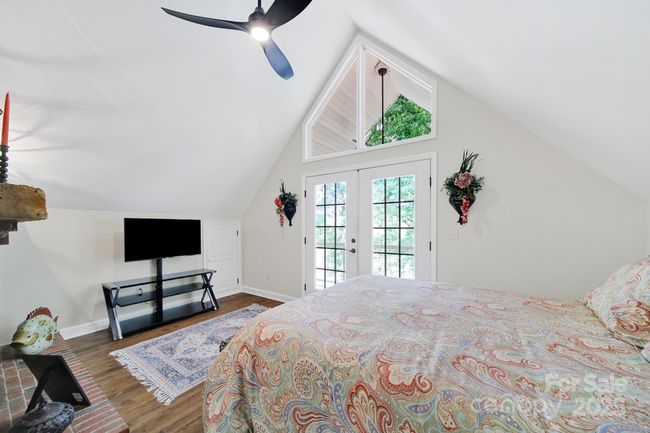 Bedroom on upper level | Image 18