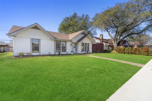 2420 Majestic Dr, Plano, TX, 75074-2839 | Card Image
