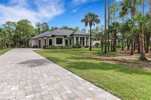 524 13th St Sw, Naples, FL, 34117-2186 | Card Image