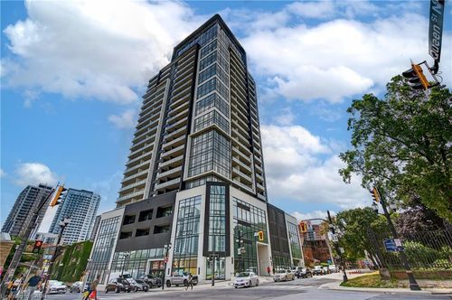 909-15 Queen St S, Hamilton, ON, L8P0C6 | Card Image