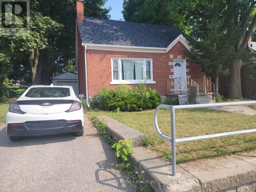 52 Columbia Street W, Waterloo, ON, N2L3K5 | Card Image