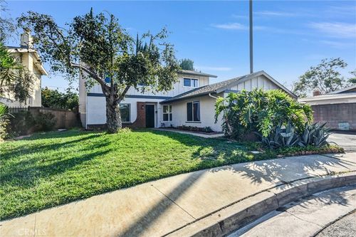 4734 Helmgate Dr, El Monte, CA, 91732-1352 | Card Image