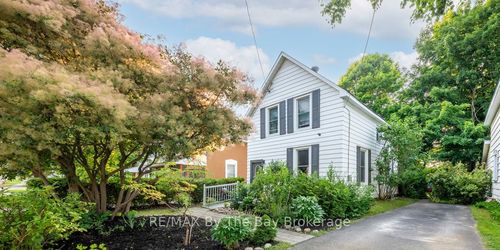 616 Dominion Ave, Midland, ON, L4R1R4 | Card Image