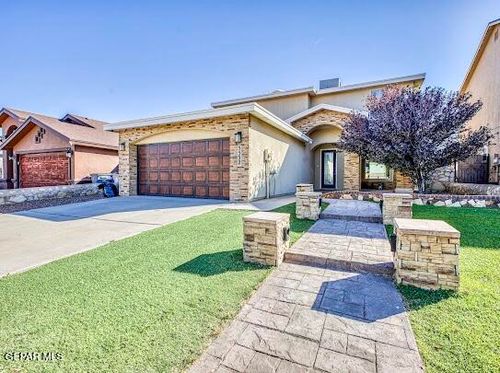 5532 Manuel Moreno Dr, El Paso, TX, 79934-3174 | Card Image