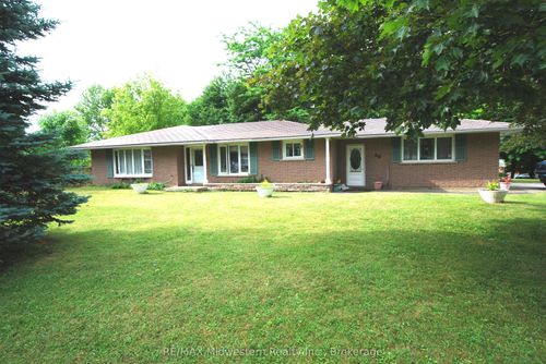 68 Elora St N, Clifford, ON, N0G1M0 | Card Image
