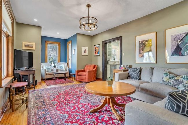 6 Elizabeth St, House other with 4 bedrooms, 2 bathrooms and 4 parking in Newburgh ON | Image 11