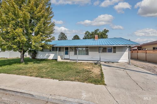 418 S Iowa Ave, Fruitland, ID, 83619-2650 | Card Image