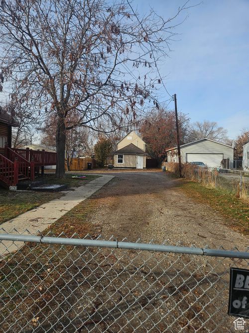 2816 S Adams St, South Salt Lake, UT, 84115-3312 | Card Image