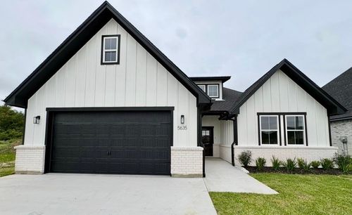 5635 Essie Ln, Beaumont, TX, 77713-1409 | Card Image