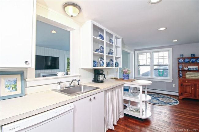 Kitchen | Image 8