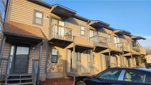unit-b-400 Vista Cir, Winston-Salem, NC, 27106-1987 | Card Image