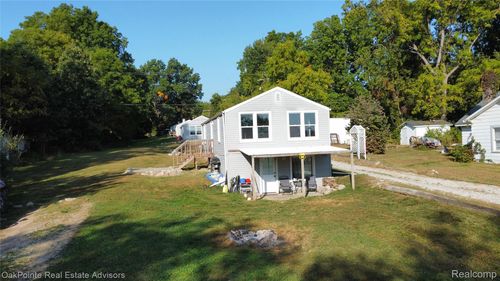 11429 Frey Court, Brighton, MI, 48116 | Card Image