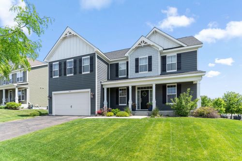 3863 Founders Path, Chaska, MN, 55318-2685 | Card Image