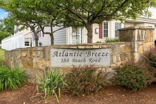 16-188 Beach Rd, Salisbury, MA, 01952-2250 | Card Image