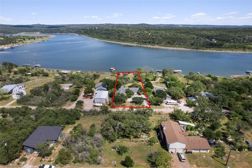 117 Lake View Dr, Spicewood, TX, 78669-4008 | Card Image