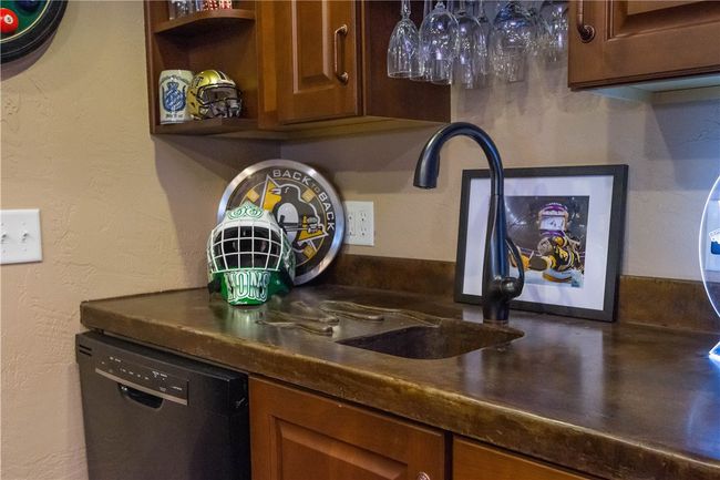 2021 Sterling Dr, House other with 4 bedrooms, 4 bathrooms and 3 parking in Mc Donald PA | Image 35