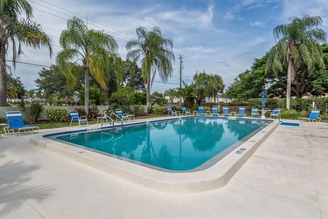 1740-C - 1740 Lake Place, Condo with 2 bedrooms, 2 bathrooms and null parking in Venice FL | Image 26