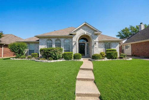 2802 Pecan Meadow Dr, Garland, TX, 75040-3979 | Card Image