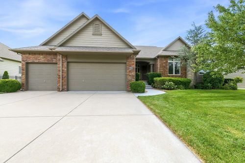 2224 N Rough Creek Rd, Derby, KS, 67037-8766 | Card Image