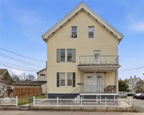 35 Allen Ave, Pawtucket, RI, 02860-2301 | Card Image