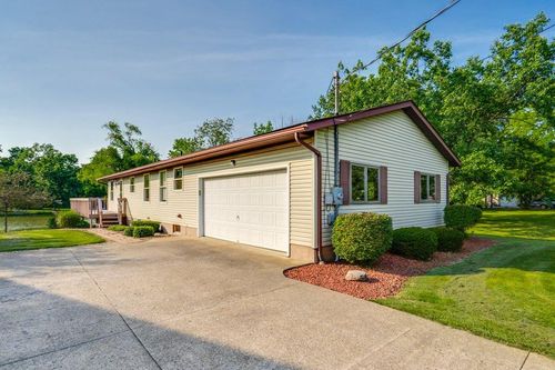 3313 Acuminata Dr, West Salem, OH, 44287-9105 | Card Image