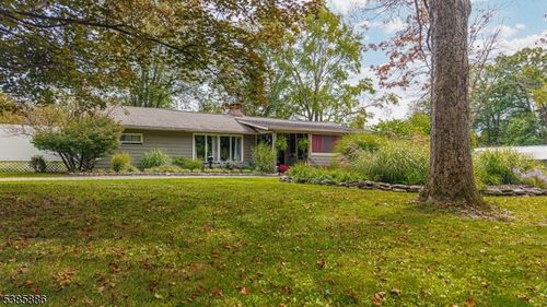 76 Glen Rd, Sussex, NJ, 07461-3623 | Card Image
