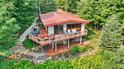 7782 Lake St, Winchester, WI, 54557-9108 | Card Image