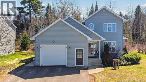 28 Glenforest Dr, Riverview, NB, E1B4X3 | Card Image