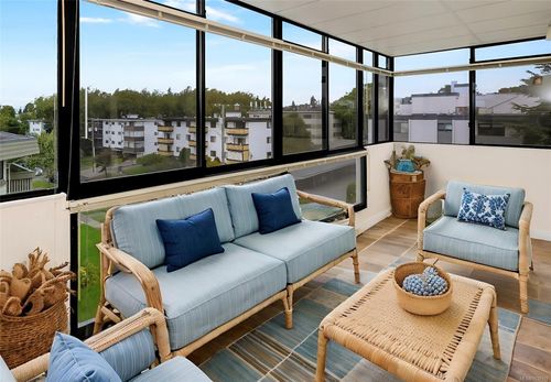 506-420 Linden Ave, Victoria, BC, V8V4G3 | Card Image