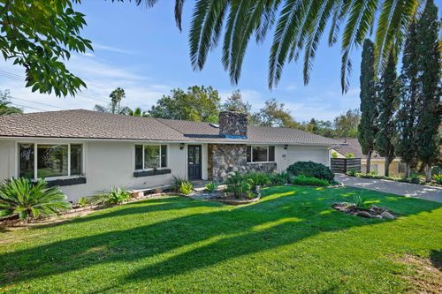 918 Crestwood Dr, SANTA BARBARA, CA, 93105-2417 | Card Image