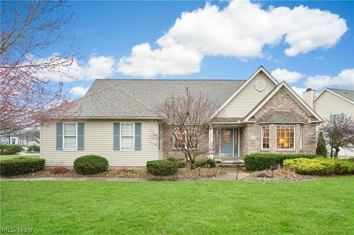 2987 Woodcrest Dr, Fairlawn, OH, 44333-9128 | Card Image