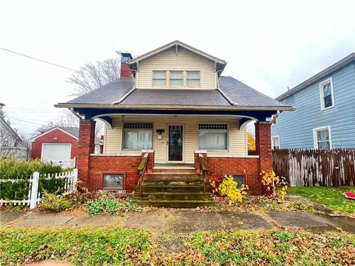 122 E 6th St, Uhrichsville, OH, 44683-1636 | Card Image