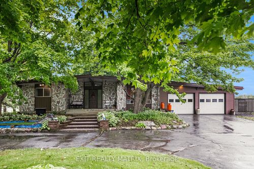 4866 County Rd 17, Alfred, ON, K0B1A0 | Card Image