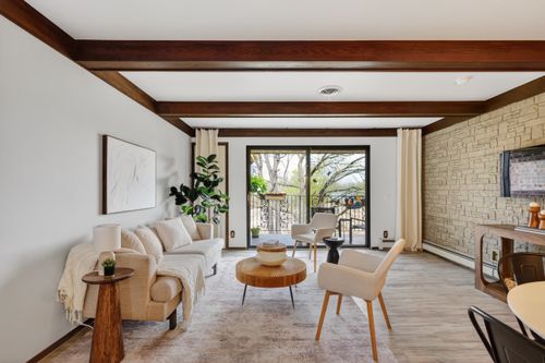 204-6401 Bridge Road, Madison, WI, 53713 | Card Image