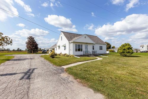 9325 Hospital Rd, Freeland, MI, 48623-9739 | Card Image