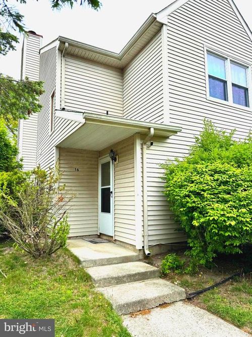 16 Pin Oak Ln, Little Egg Harbor Twp, NJ, 08087-1853 | Card Image