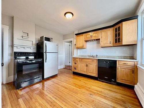 3-122 Rawson Rd, Quincy, MA, 02170-2045 | Card Image