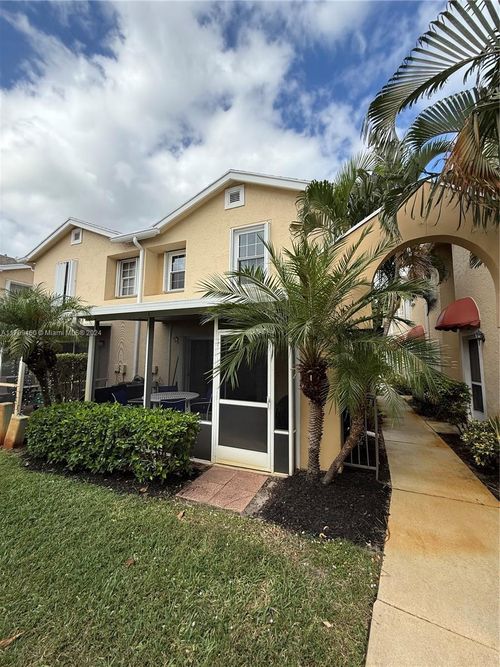 372-372 Waterside Dr, Hypoluxo, FL, 33462 | Card Image