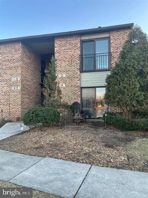 b-86 Red Cedar Ct, MOUNT LAUREL, NJ, 08054-3612 | Card Image