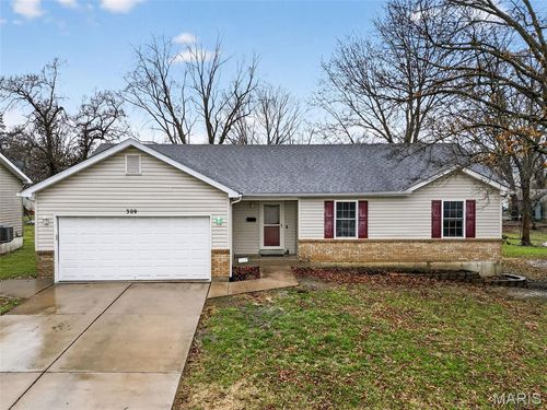 309 Roosevelt Ave, Warrenton, MO, 63383-1700 | Card Image