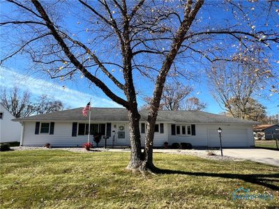 340 Lexington Avenue, House other with 3 bedrooms, 2 bathrooms and 2 parking in Findlay OH | Image 1