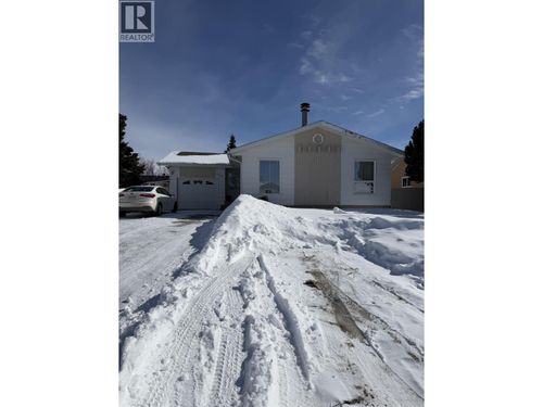 9627 87 St, Fort St John, BC, V1J4Y6 | Card Image