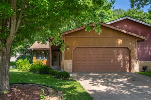 4605 Juniper St, La Crosse, WI, 54601-8381 | Card Image