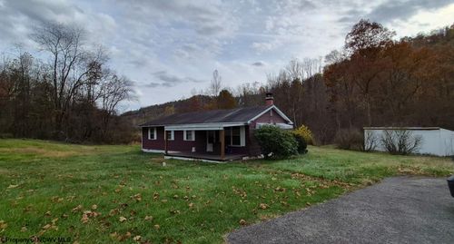 4265 Galloway Rd, Flemington, WV, 26347-6085 | Card Image