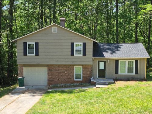 3832 Natalie Way, Ellenwood, GA, 30294-1412 | Card Image